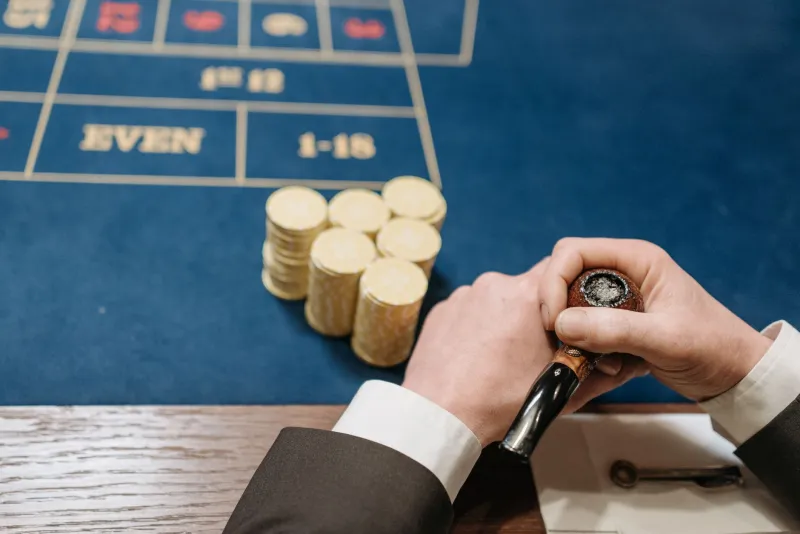 Loyalty Ladders: Are Casino VIP Programs Actually Worth Climbing?