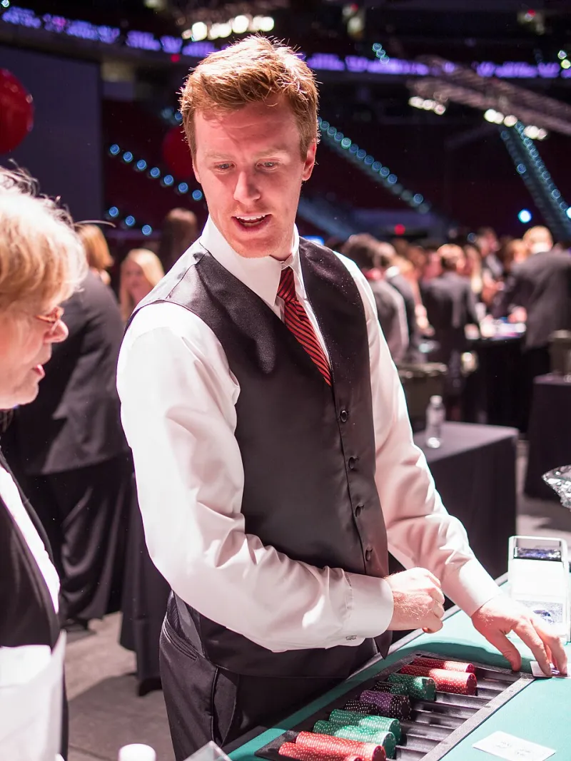 Sharp Eyes, Sharp Plays: Reading Live Dealer Games Like a True Ripper