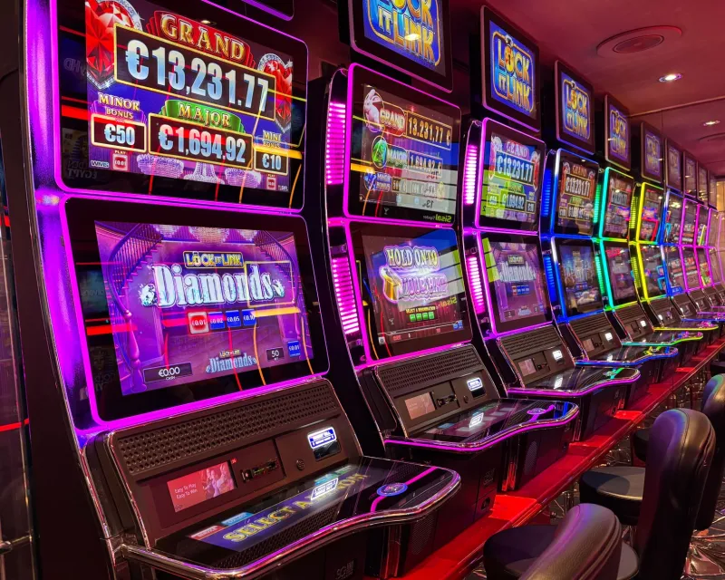 Swing Hard or Go Home: Why Elite Aussie Punters Love What Casual Players Fear